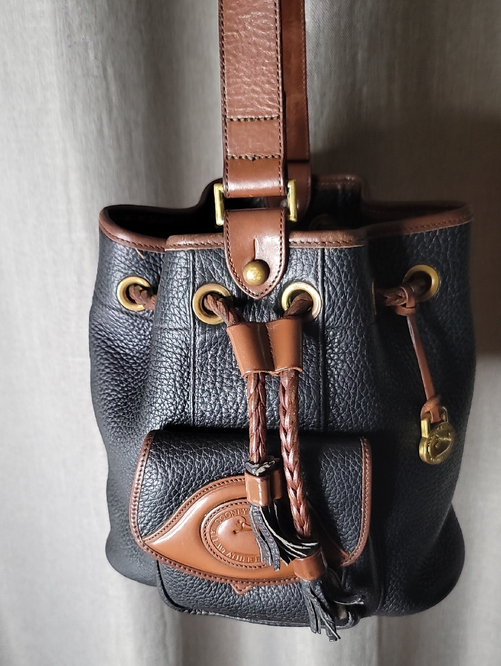 Vintage Dooney Sling Bucket Bag